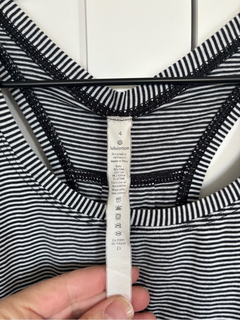 Lululemon 4 Black & White Striped Racerback Tank - Picture 4 of 4